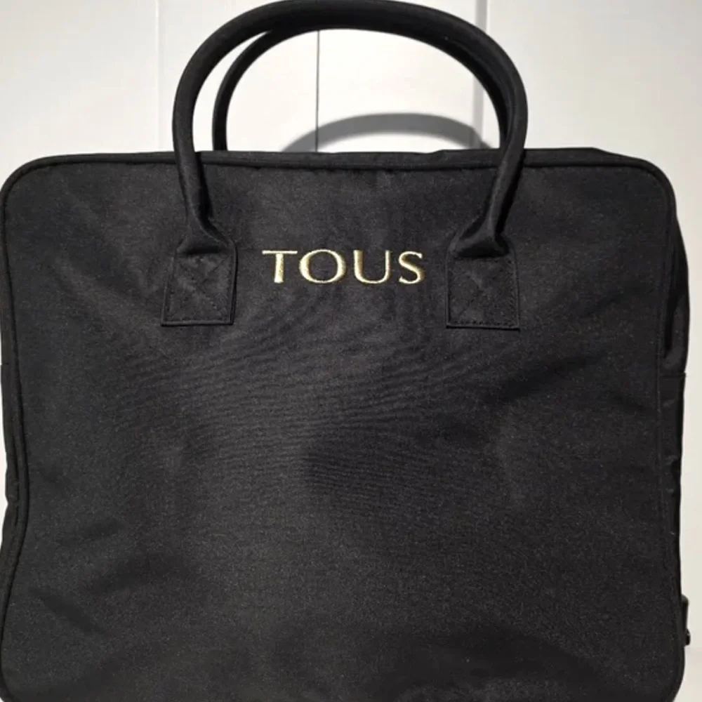 TOUS Black Briefcase Sleek Professional Design